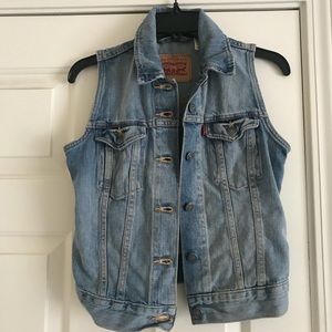 Levi’s jean vest